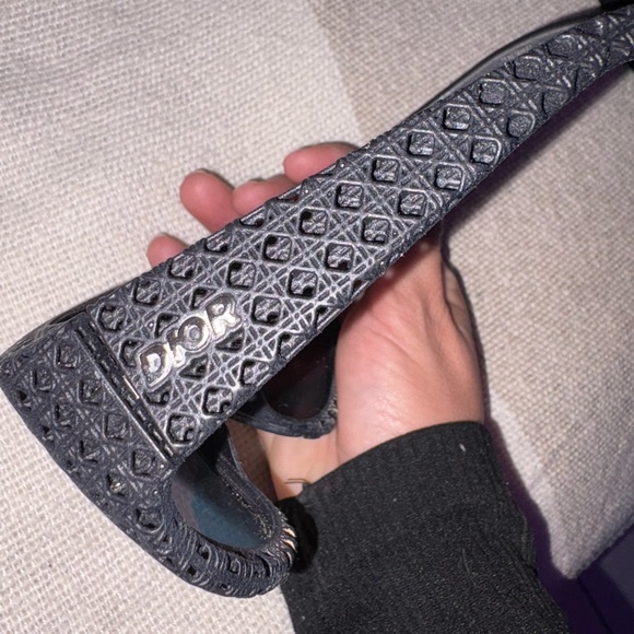 Black and Purple Visor Sunglasses - Picture 6 of 11